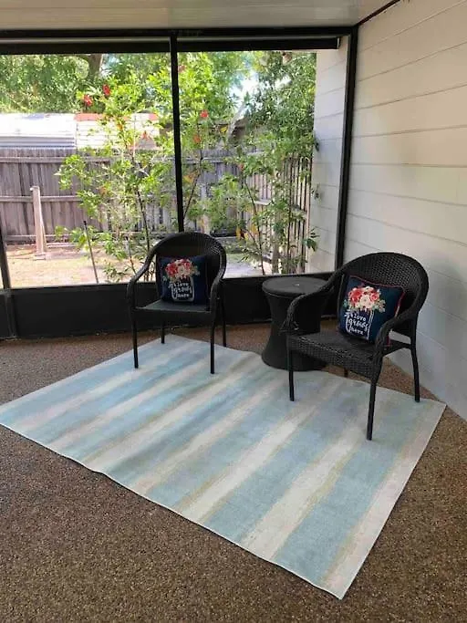 Cozy 3Bdr Home In The Heart Of Tampa Feriehus